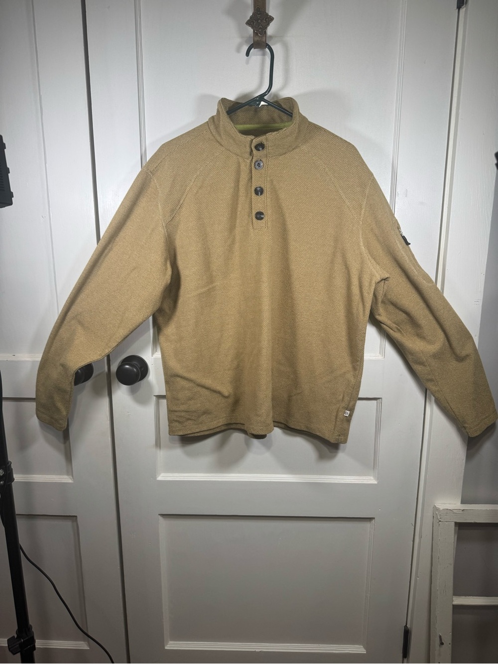 Magellan Adventure
Gear MagWick Long Sleeve Henley
Pullover